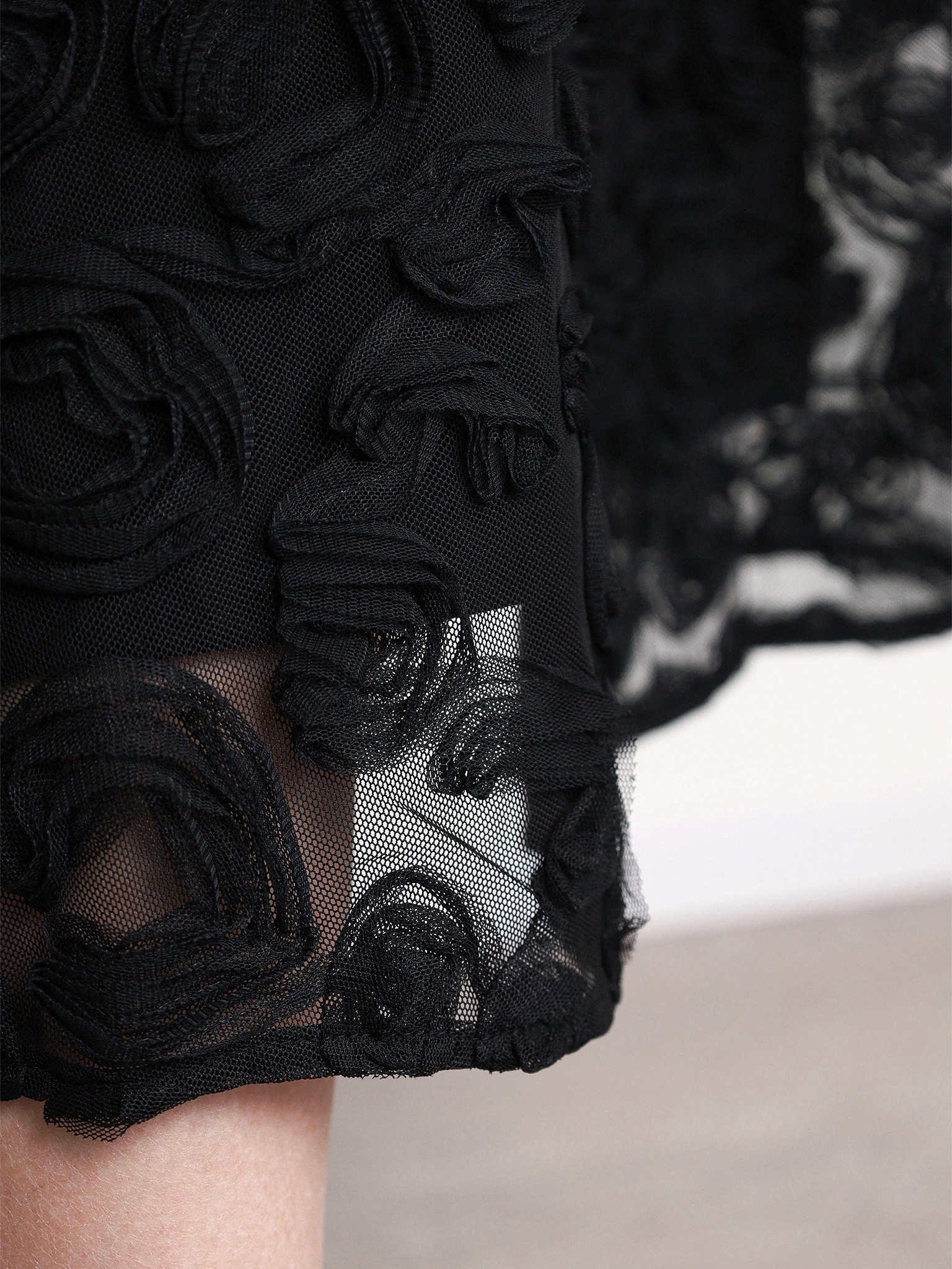 Юбка черного цвета из фактурного трикотажа